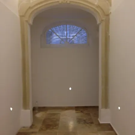 Living In Central 1-bedroom * La Valeta