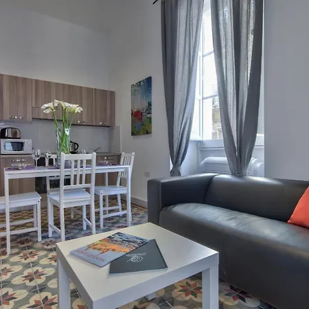 Living In Central 1-bedroom Apartment Valletta