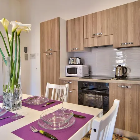 Apartment Living In Central 1-bedroom Valletta